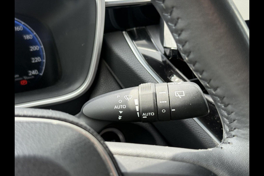Toyota Corolla Cross 2.0 High Power Hybrid First Edition | Elektrische achterklep, Stoel + Stuurverwarming, Blind spot, Parkeersensoren