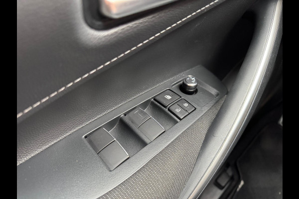 Toyota Corolla Touring Sports Hybrid 140 Business | Eerste eigenaar, Apple CarPlay/Android Auto, LED, Navigatie, Climate control