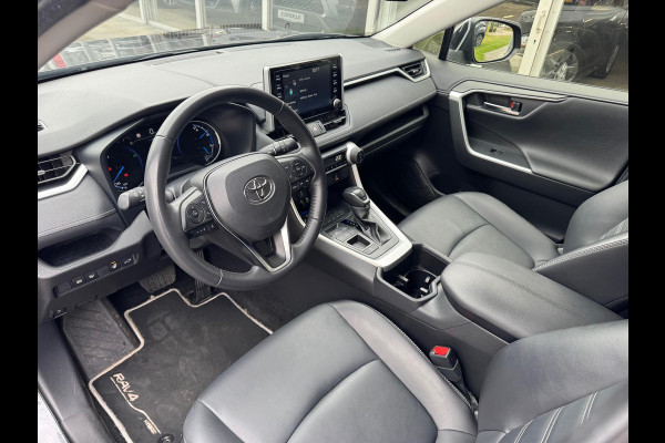 Toyota RAV4 2.5 Hybrid Dynamic Plus | Leer, Stoel + Stuurverwarming, Elektrische achterklep, Parkeersensoren, Adaptive cruise control