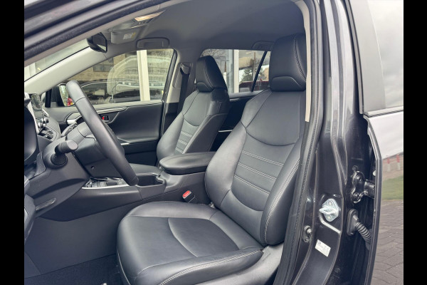 Toyota RAV4 2.5 Hybrid Dynamic Plus | Leer, Stoel + Stuurverwarming, Elektrische achterklep, Parkeersensoren, Adaptive cruise control