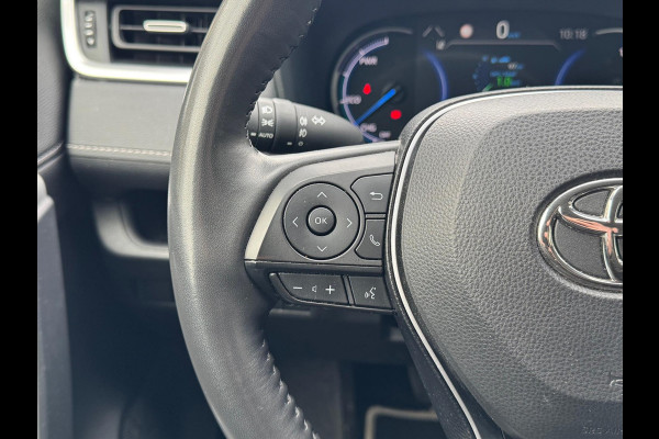 Toyota RAV4 2.5 Hybrid Dynamic Plus | Leer, Stoel + Stuurverwarming, Elektrische achterklep, Parkeersensoren, Adaptive cruise control