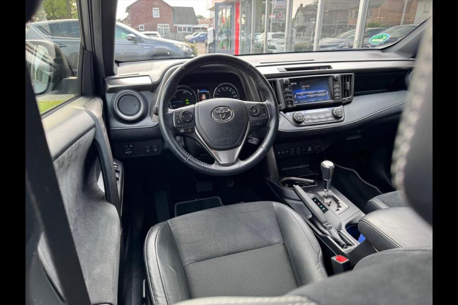 Toyota RAV4 2.5 Hybrid AWD Executive Business | 360 camera, Stoel/stuurverwarming, Adaptive cruise control, Navigatie, 1.650KG trekgewicht