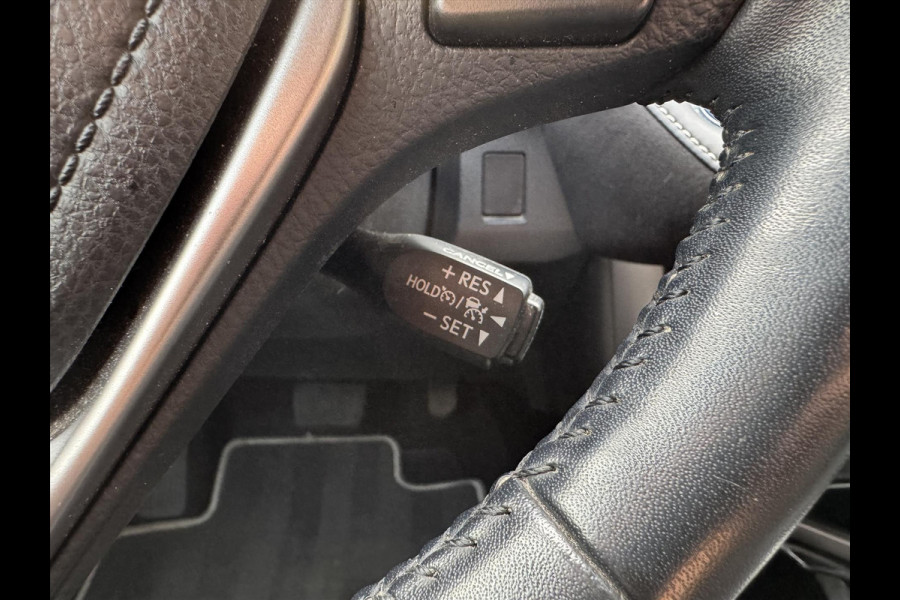 Toyota RAV4 2.5 Hybrid AWD Executive Business | 360 camera, Stoel/stuurverwarming, Adaptive cruise control, Navigatie, 1.650KG trekgewicht