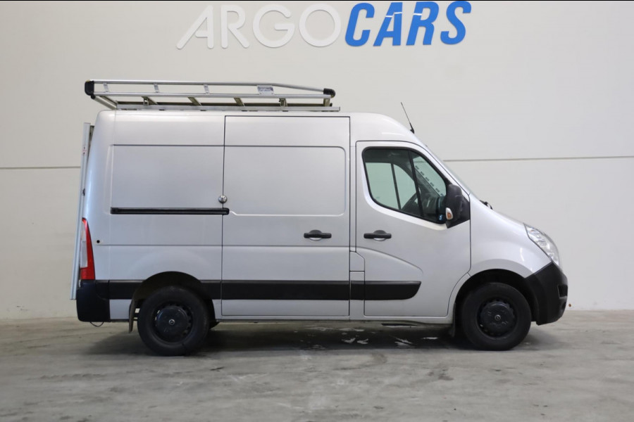 Opel Movano 2.3 CDTI CAMERA IMPERiAAL SCHADE ACHTERDEUREN AIRCO CRUISE CONTR TREKHAAK IMPERIAAL TOP AUTO RIJDBAAR