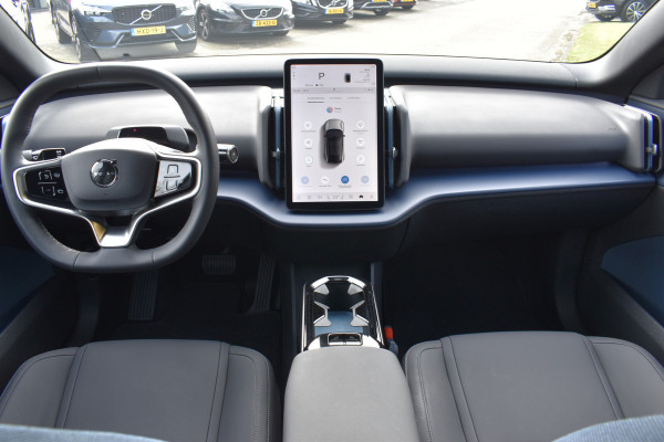 Volvo EX30 Single Motor Extended Range Plus 69 kWh | ACC | Blis | Camera | H&K | 19"LMV