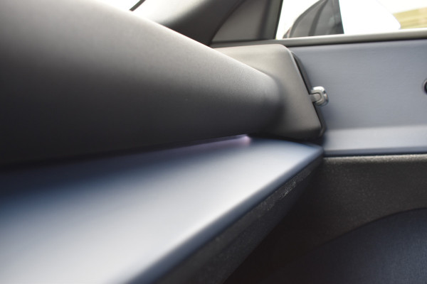 Volvo EX30 Single Motor Extended Range Plus 69 kWh | ACC | Blis | Camera | H&K | 19"LMV