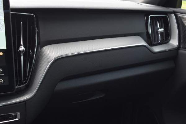 Volvo XC60 T6 AWD 350PK Plug-in Hybrid Plus Black Edition | 21'' | H&K | BLIS | Adaptive cruise | MY26 |