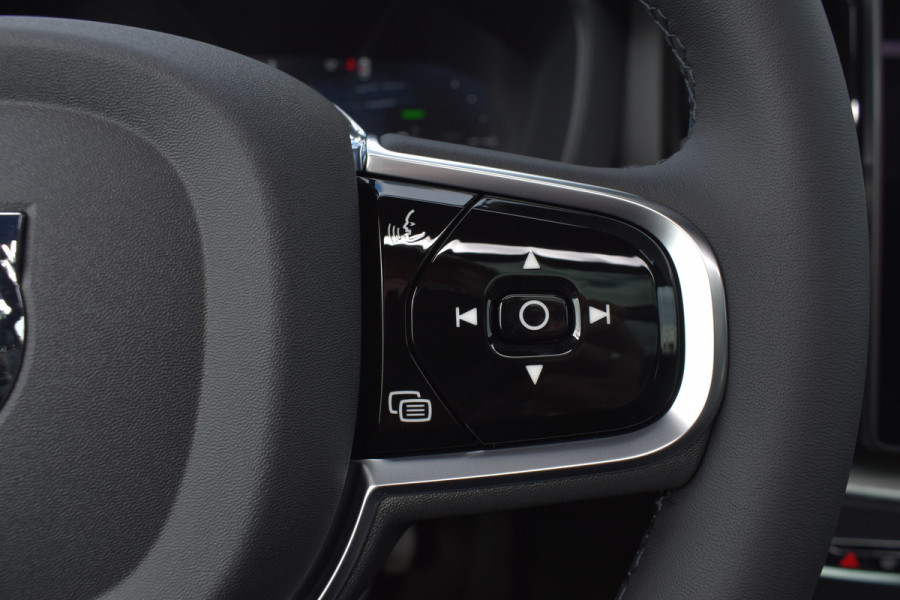 Volvo XC60 T6 AWD 350PK Plug-in Hybrid Plus Black Edition | 21'' | H&K | BLIS | Adaptive cruise | MY26 |