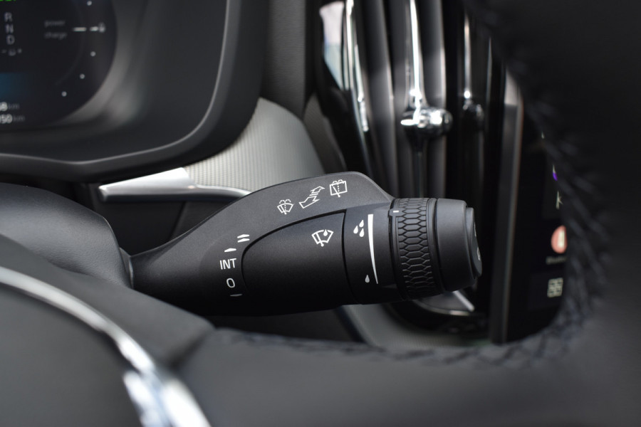 Volvo XC60 T6 AWD 350PK Plug-in Hybrid Plus Black Edition | 21'' | H&K | BLIS | Adaptive cruise | MY26 |