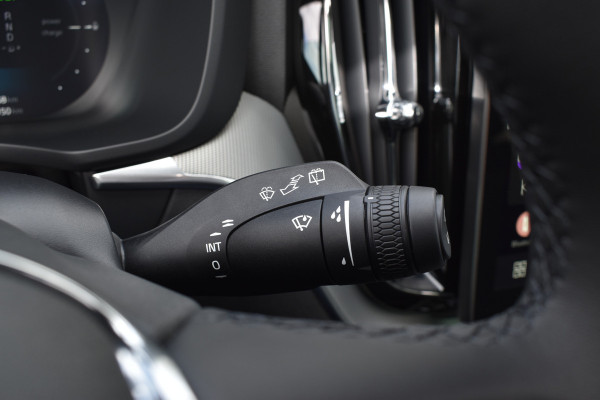 Volvo XC60 T6 AWD 350PK Plug-in Hybrid Plus Black Edition | 21'' | H&K | BLIS | Adaptive cruise | MY26 |