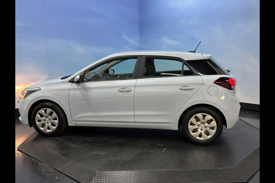 Hyundai i20 1.0 T-GDI Comfort Camera, CarPlay, ECC