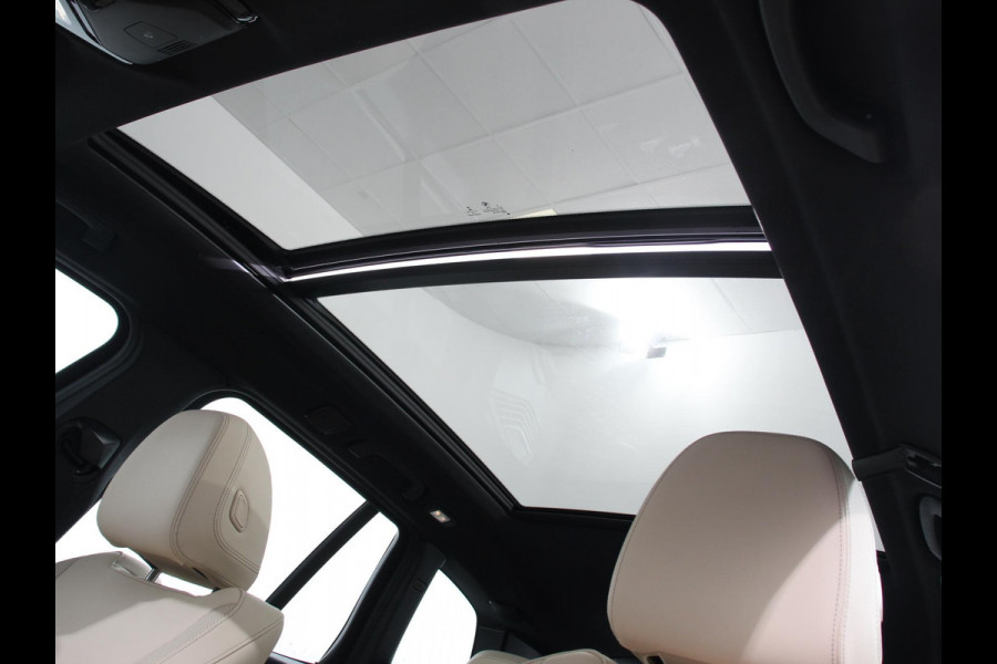 BMW X3 xDrive30e PHEV M-Sport Demo auto ! | Panorama dak | Navigatie | Climate Control | Lichtmetalen Velgen