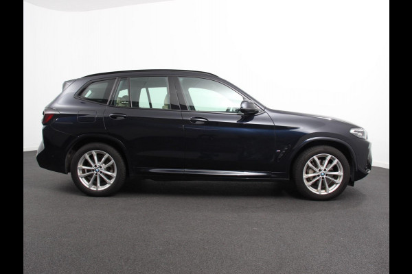 BMW X3 xDrive30e PHEV M-Sport Demo auto ! | Panorama dak | Navigatie | Climate Control | Lichtmetalen Velgen
