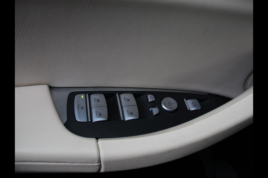 BMW X3 xDrive30e PHEV M-Sport Demo auto ! | Panorama dak | Navigatie | Climate Control | Lichtmetalen Velgen