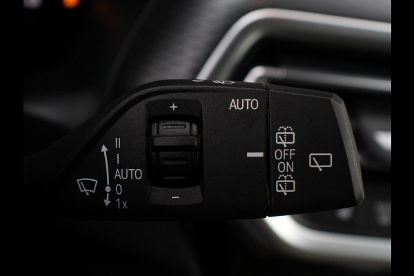 BMW X3 xDrive30e PHEV M-Sport Demo auto ! | Panorama dak | Navigatie | Climate Control | Lichtmetalen Velgen