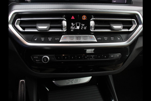 BMW X3 xDrive30e PHEV M-Sport Demo auto ! | Panorama dak | Navigatie | Climate Control | Lichtmetalen Velgen