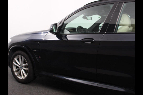 BMW X3 xDrive30e PHEV M-Sport Demo auto ! | Panorama dak | Navigatie | Climate Control | Lichtmetalen Velgen