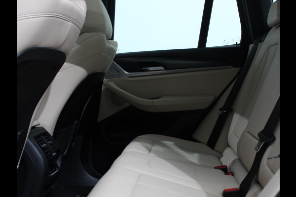 BMW X3 xDrive30e PHEV M-Sport Demo auto ! | Panorama dak | Navigatie | Climate Control | Lichtmetalen Velgen