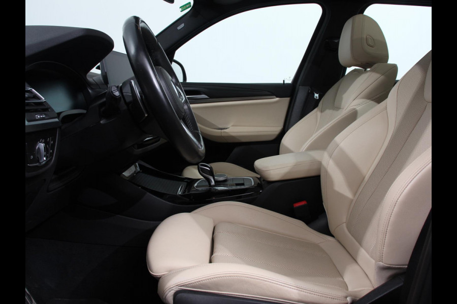 BMW X3 xDrive30e PHEV M-Sport Demo auto ! | Panorama dak | Navigatie | Climate Control | Lichtmetalen Velgen