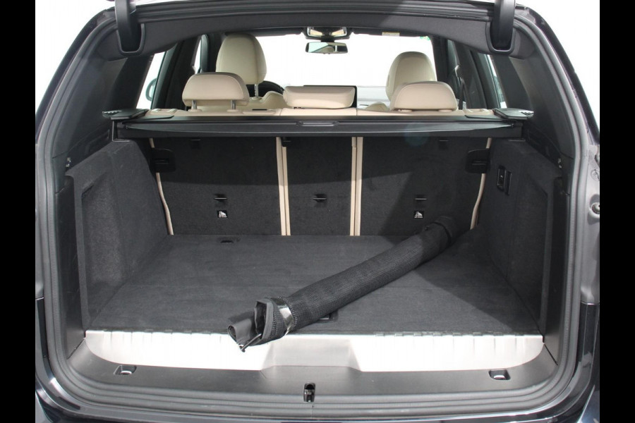 BMW X3 xDrive30e PHEV M-Sport Demo auto ! | Panorama dak | Navigatie | Climate Control | Lichtmetalen Velgen