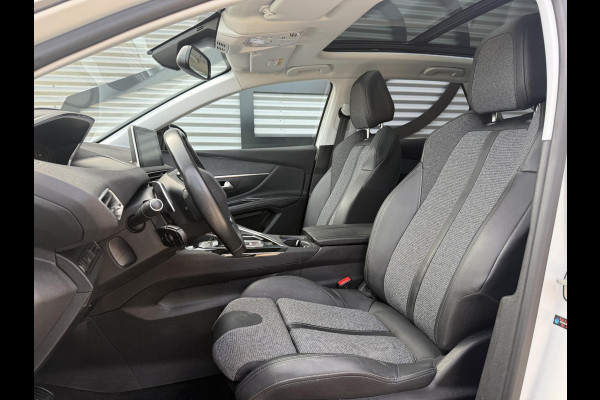 Peugeot 3008 1.2 PureTech Allure 2e Eigenaar|Navi|Pano|Camera|Trekhaak|Clima|Cruise|D-riem vv in 2024|N.A.P|APK tot 01-2028