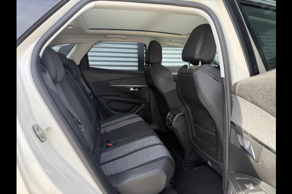 Peugeot 3008 1.2 PureTech Allure 2e Eigenaar|Navi|Pano|Camera|Trekhaak|Clima|Cruise|D-riem vv in 2024|N.A.P|APK tot 01-2028