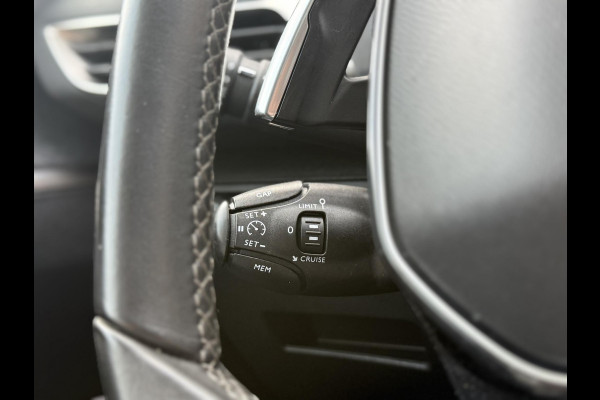 Peugeot 3008 1.2 PureTech Allure 2e Eigenaar|Navi|Pano|Camera|Trekhaak|Clima|Cruise|D-riem vv in 2024|N.A.P|APK tot 01-2028