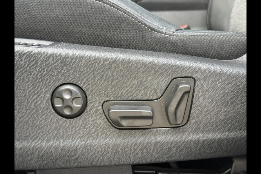 Peugeot 3008 1.2 PureTech Allure 2e Eigenaar|Navi|Pano|Camera|Trekhaak|Clima|Cruise|D-riem vv in 2024|N.A.P|APK tot 01-2028