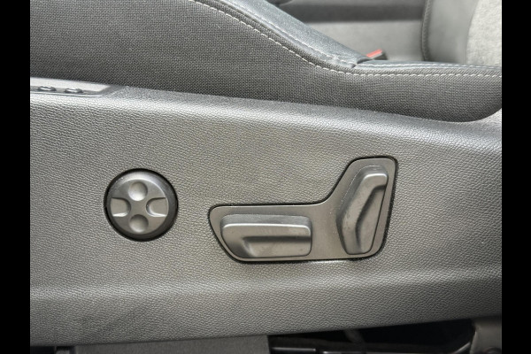 Peugeot 3008 1.2 PureTech Allure 2e Eigenaar|Navi|Pano|Camera|Trekhaak|Clima|Cruise|D-riem vv in 2024|N.A.P|APK tot 01-2028