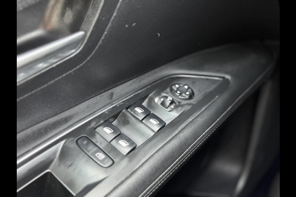 Peugeot 3008 1.2 PureTech Allure 2e Eigenaar|Navi|Pano|Camera|Trekhaak|Clima|Cruise|D-riem vv in 2024|N.A.P|APK tot 01-2028