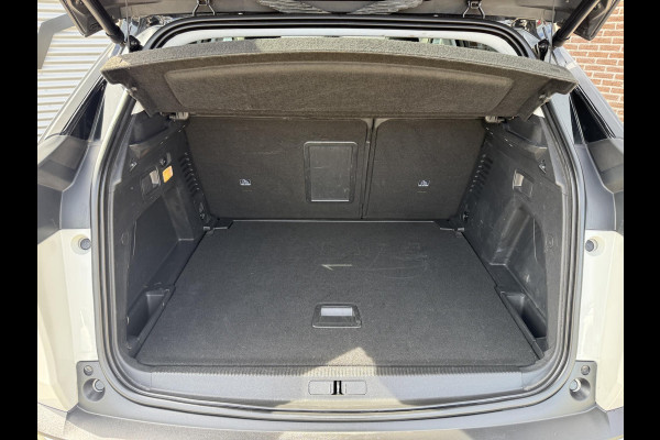 Peugeot 3008 1.2 PureTech Allure 2e Eigenaar|Navi|Pano|Camera|Trekhaak|Clima|Cruise|D-riem vv in 2024|N.A.P|APK tot 01-2028