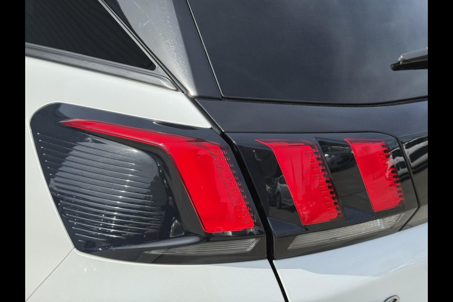 Peugeot 3008 1.2 PureTech Allure 2e Eigenaar|Navi|Pano|Camera|Trekhaak|Clima|Cruise|D-riem vv in 2024|N.A.P|APK tot 01-2028