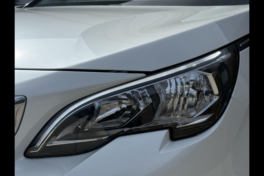 Peugeot 3008 1.2 PureTech Allure 2e Eigenaar|Navi|Pano|Camera|Trekhaak|Clima|Cruise|D-riem vv in 2024|N.A.P|APK tot 01-2028