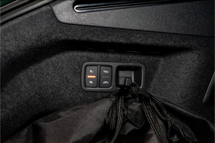 Audi Q8 60 TFSI E Quattro S-Edition Competition 490PK 2026 | Goodwood Green | 3D B&O | Pano | VOL! 5 JAAR FABR. GARANTIE