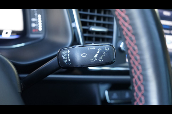 Seat Leon ST 1.5 TSI FR Ultimate Black Edition AUTOMAAT-AMBIANCE-ACC-ALCANTARA-BEATS-CAMERA-FULL LED-KEYLESS-PANORAMA-VIRTUEEL