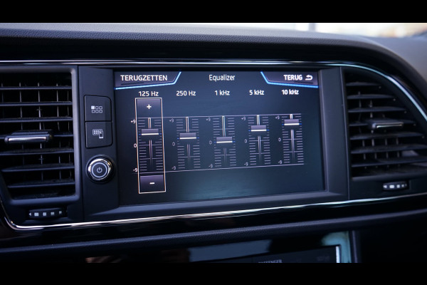 Seat Leon ST 1.5 TSI FR Ultimate Black Edition AUTOMAAT-AMBIANCE-ACC-ALCANTARA-BEATS-CAMERA-FULL LED-KEYLESS-PANORAMA-VIRTUEEL