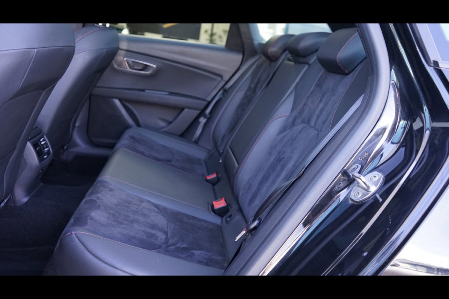 Seat Leon ST 1.5 TSI FR Ultimate Black Edition AUTOMAAT-AMBIANCE-ACC-ALCANTARA-BEATS-CAMERA-FULL LED-KEYLESS-PANORAMA-VIRTUEEL