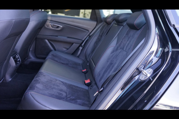 Seat Leon ST 1.5 TSI FR Ultimate Black Edition AUTOMAAT-AMBIANCE-ACC-ALCANTARA-BEATS-CAMERA-FULL LED-KEYLESS-PANORAMA-VIRTUEEL