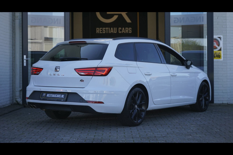 Seat Leon ST 1.5 TSI FR Ultimate Black Edition AUTOMAAT-AMBIANCE-ACC-ALCANTARA-CAMERA-FULL LED-KEYLESS-PANORAMA-VIRTUEEL