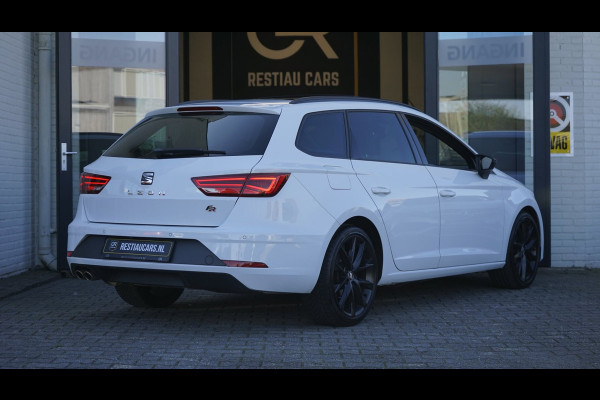 Seat Leon ST 1.5 TSI FR Ultimate Black Edition AUTOMAAT-AMBIANCE-ACC-ALCANTARA-CAMERA-FULL LED-KEYLESS-PANORAMA-VIRTUEEL