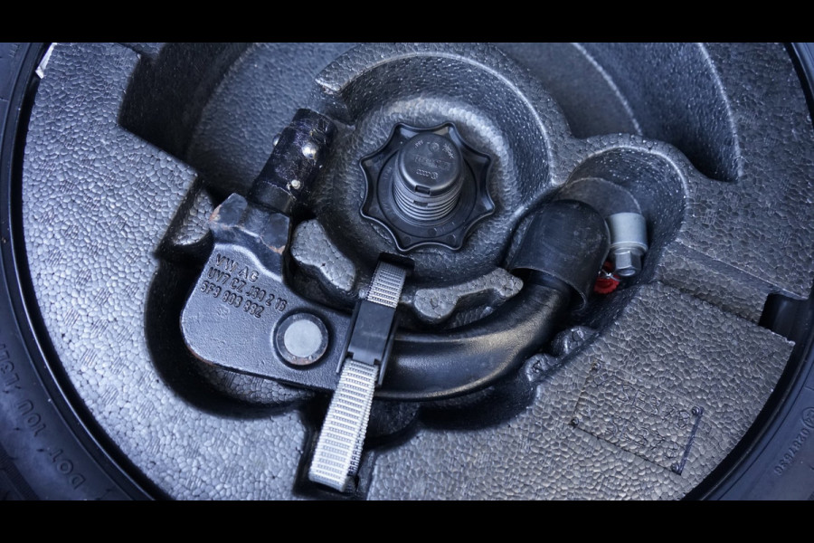 Seat Leon ST 1.5 TSI FR Ultimate Black Edition AUTOMAAT-AMBIANCE-ACC-ALCANTARA-CAMERA-FULL LED-KEYLESS-PANORAMA-VIRTUEEL