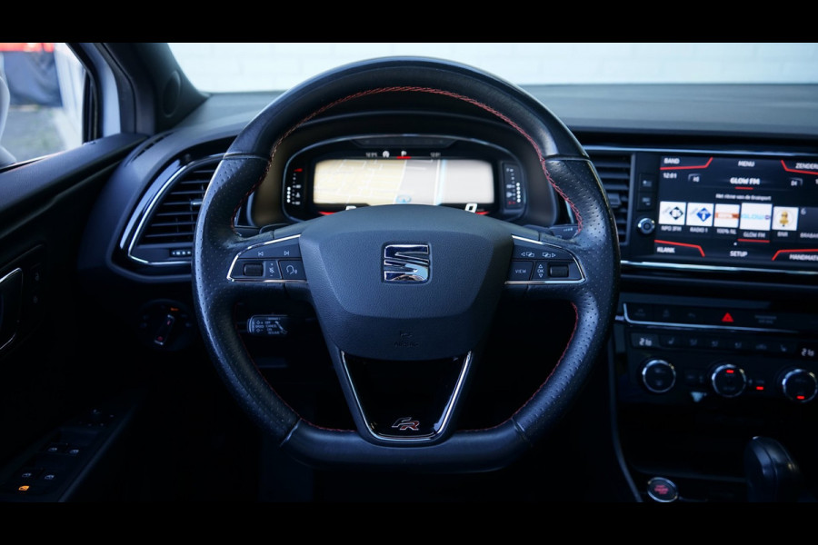 Seat Leon ST 1.5 TSI FR Ultimate Black Edition AUTOMAAT-AMBIANCE-ACC-ALCANTARA-CAMERA-FULL LED-KEYLESS-PANORAMA-VIRTUEEL