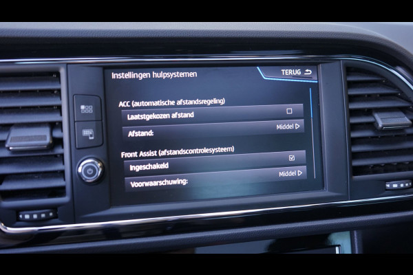 Seat Leon ST 1.5 TSI FR Ultimate Black Edition AUTOMAAT-AMBIANCE-ACC-ALCANTARA-CAMERA-FULL LED-KEYLESS-PANORAMA-VIRTUEEL