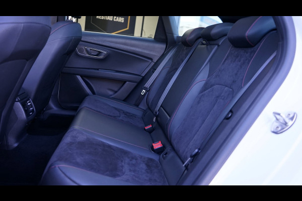 Seat Leon ST 1.5 TSI FR Ultimate Black Edition AUTOMAAT-AMBIANCE-ACC-ALCANTARA-CAMERA-FULL LED-KEYLESS-PANORAMA-VIRTUEEL