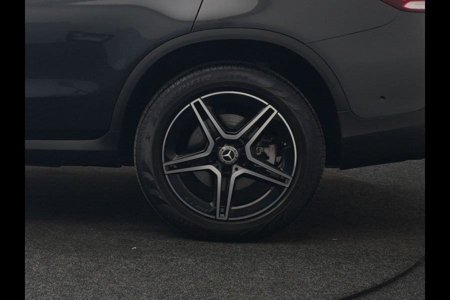 Mercedes-Benz GLC 300e 4MATIC Premium Plus PHEV 320pk Dealer O.H | Panodak | Adaptive Cruise | Sportstoelen Memory | Burmester | AMG Exterieur | Head Up | Camera | Keyless |