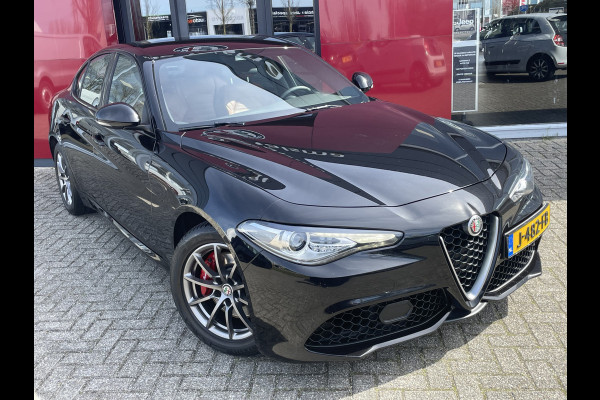 Alfa Romeo Giulia 2.0T Super 200 PK | Veloce interieur/exterieur | Trekhaak afn. | Volledig dealer onderhouden