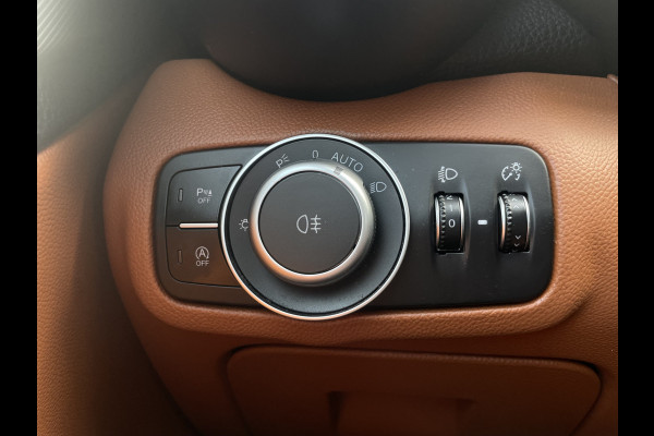 Alfa Romeo Giulia 2.0T Super 200 PK | Veloce interieur/exterieur | Trekhaak afn. | Volledig dealer onderhouden