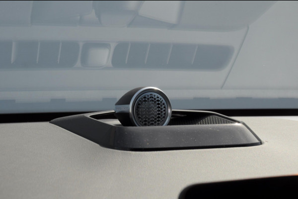 Volvo ES90 333PK Automaat Single Ext. Range Ultra Bowers & Wilkins/ Luchtvering/ Stoelventilatie/ Pilot assist/ Head-up display/ Gelaagd glas/ Stoelverwarming/ Massage/