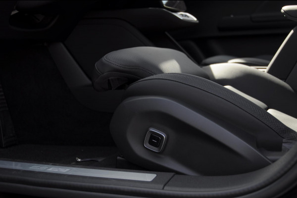 Volvo ES90 333PK Automaat Single Ext. Range Ultra Bowers & Wilkins/ Luchtvering/ Stoelventilatie/ Pilot assist/ Head-up display/ Gelaagd glas/ Stoelverwarming/ Massage/