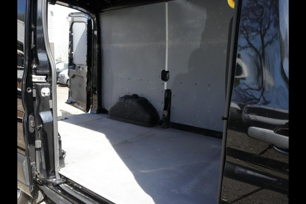 Ford Transit 2.0 TDCI 130PK, L2H2, Trend, Airco, 04 Stuks op voorraad